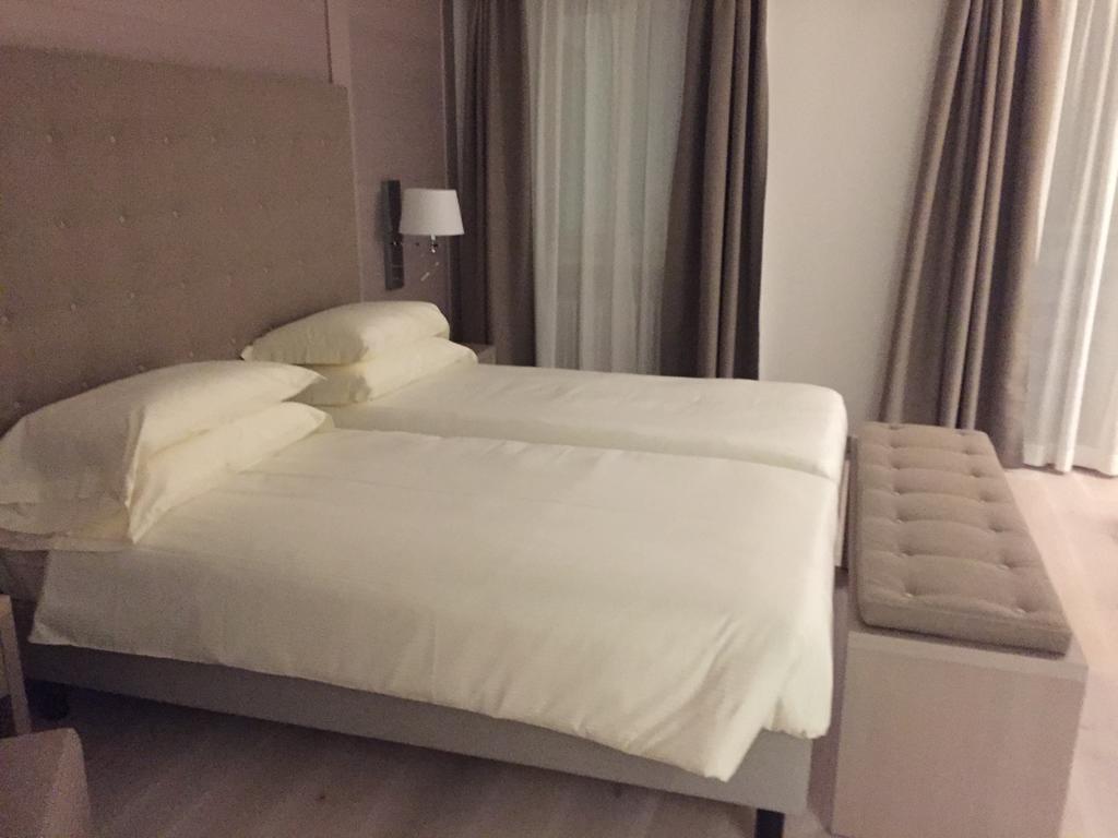 Hotel Miramonti 마돈나 디 캄필리오 외부 사진