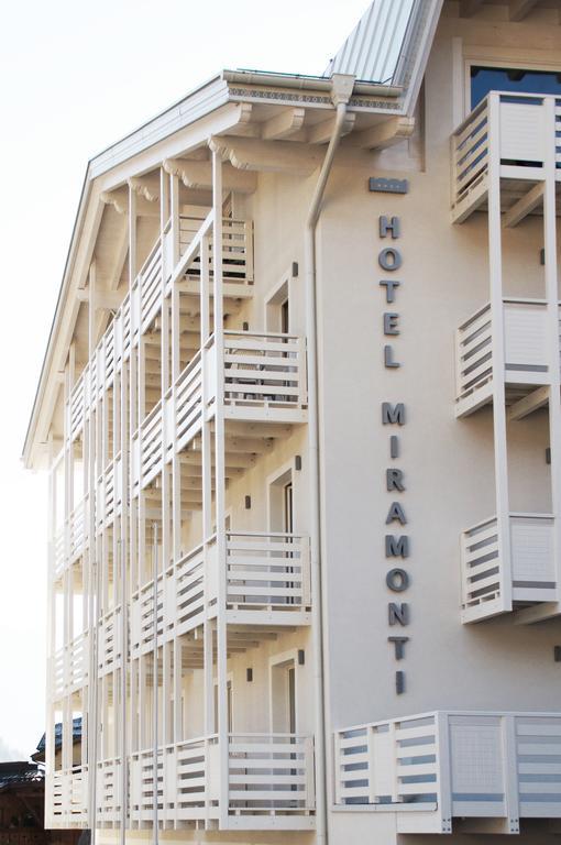 Hotel Miramonti 마돈나 디 캄필리오 외부 사진