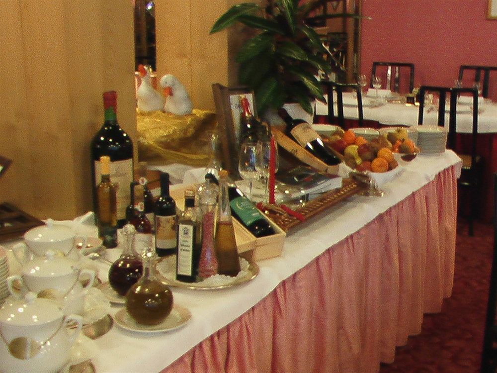 Hotel Miramonti 마돈나 디 캄필리오 외부 사진